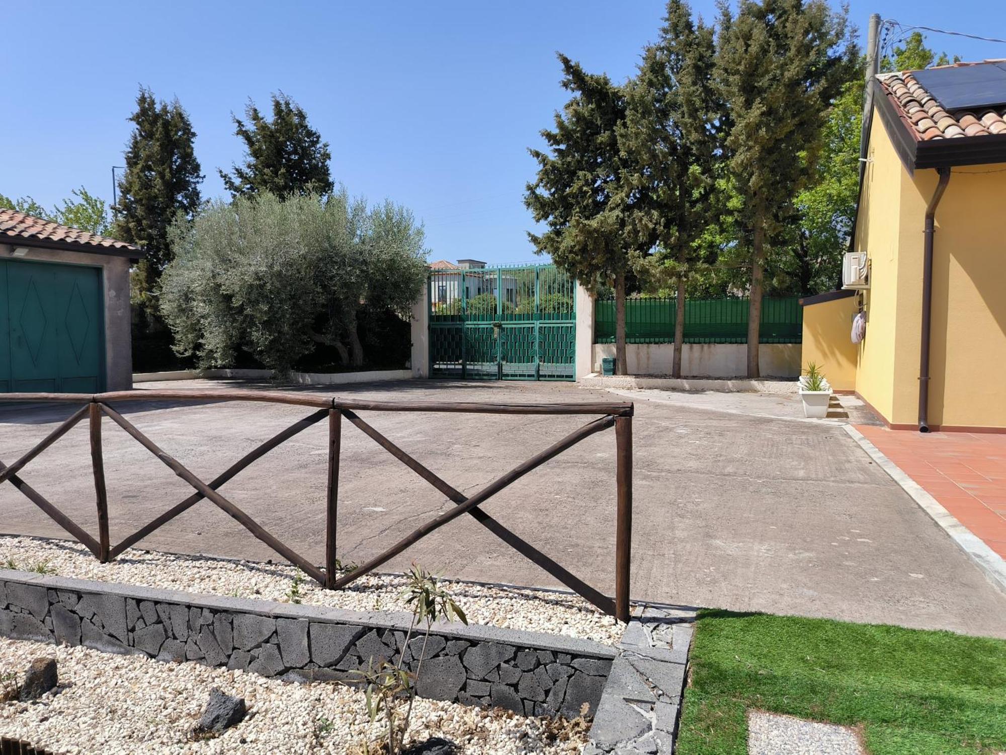 Villa Egle Belpasso, Villa Vacanza Con Piscina Экстерьер фото